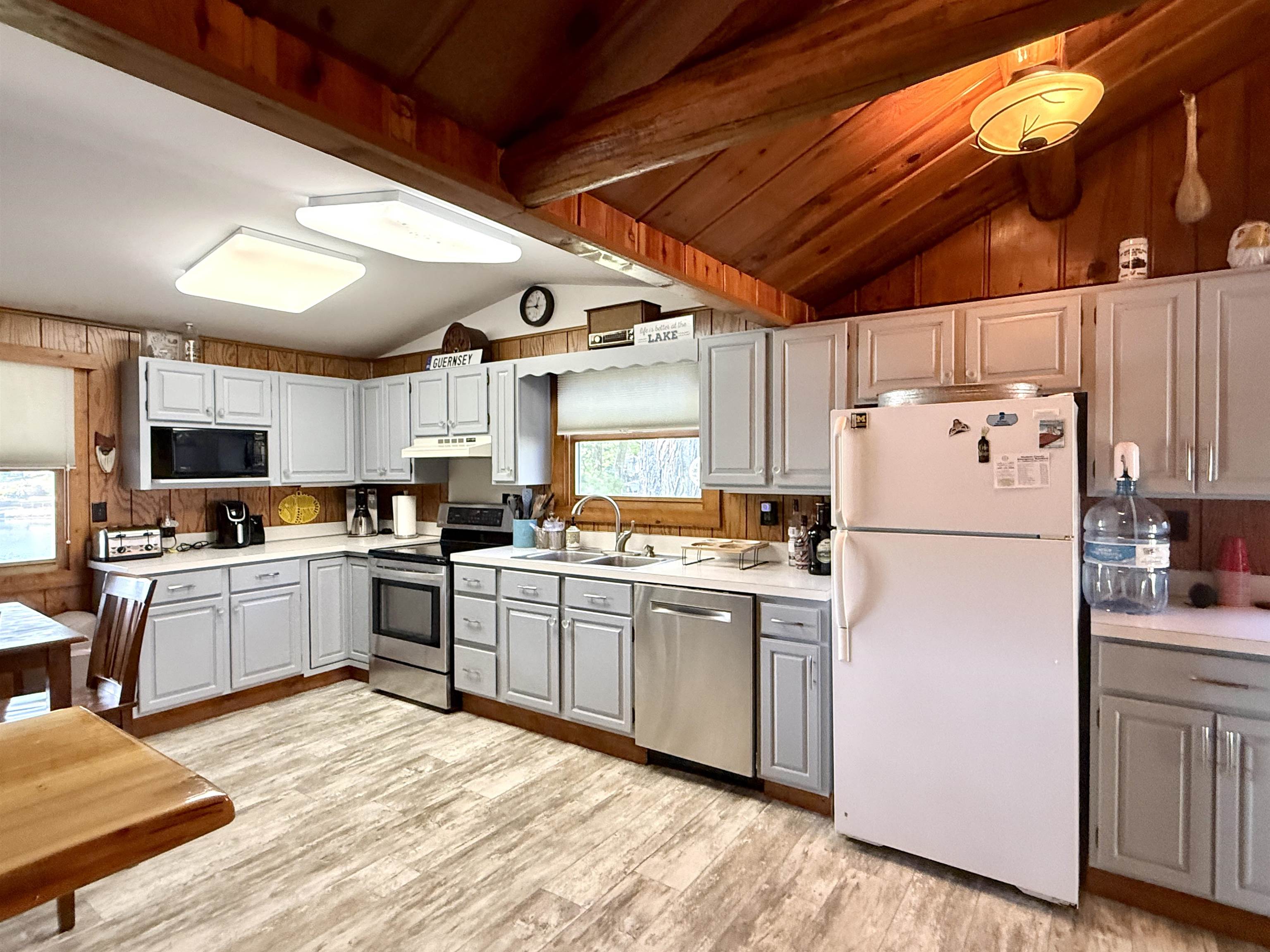 1627 Riverside Drive Gladwin, MI 48624 - Photo 18 of 53