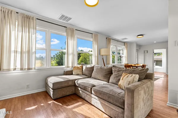 $5,500 | 3121 Lake Hollywood Drive, Los Angeles, CA 90068