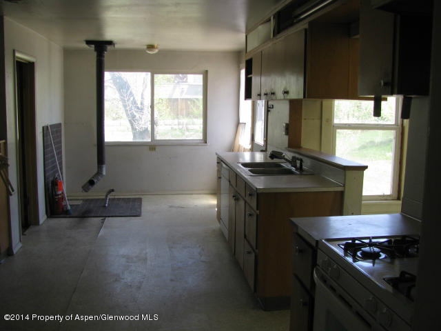 11848 County Road 320 Rifle, CO 81650 - Photo 5 of 11 11848 320 Road 012