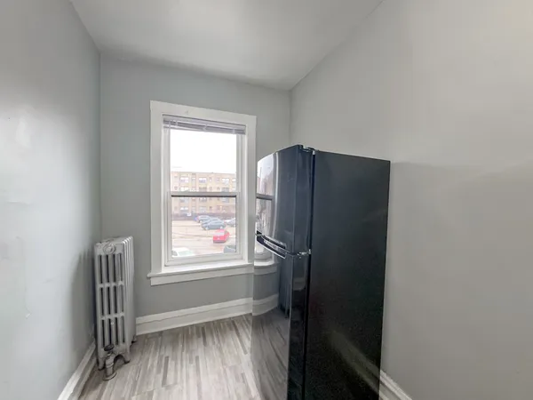 $1,275 | 4606 North Beacon Street, Unit 2C, Chicago, IL 60640