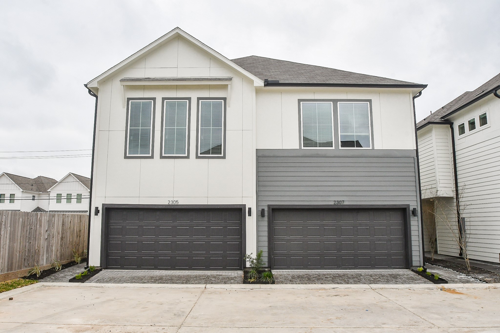 2307 Warhol Way Houston, TX 77091 - Photo 1 of 31