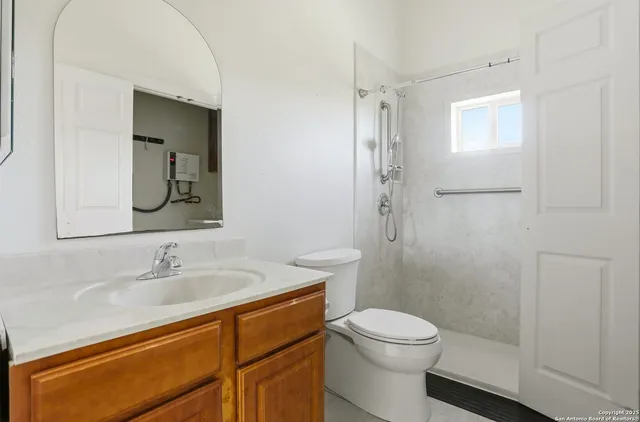 $3,500 | 7502 Bluemist Mountain Road, San Antonio, TX 78255