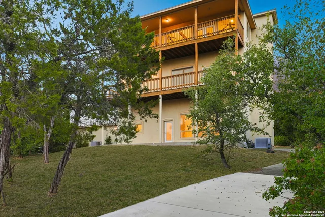 $3,500 | 7502 Bluemist Mountain Road, San Antonio, TX 78255