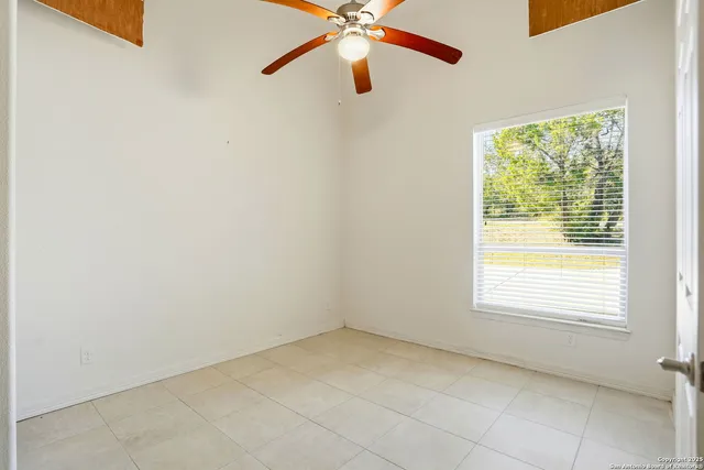 $3,500 | 7502 Bluemist Mountain Road, San Antonio, TX 78255