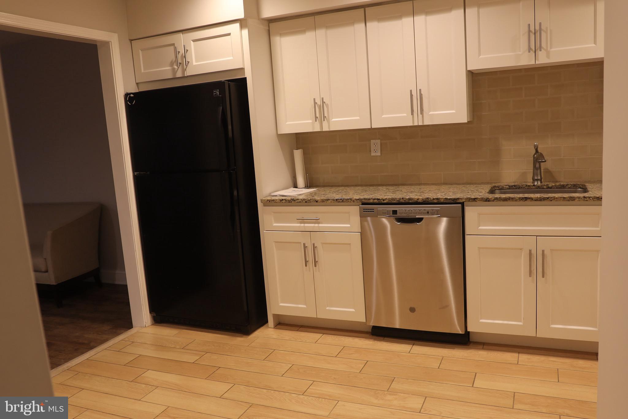 13 Tulip Court Mount Laurel, NJ 08054 - Photo 9 of 24