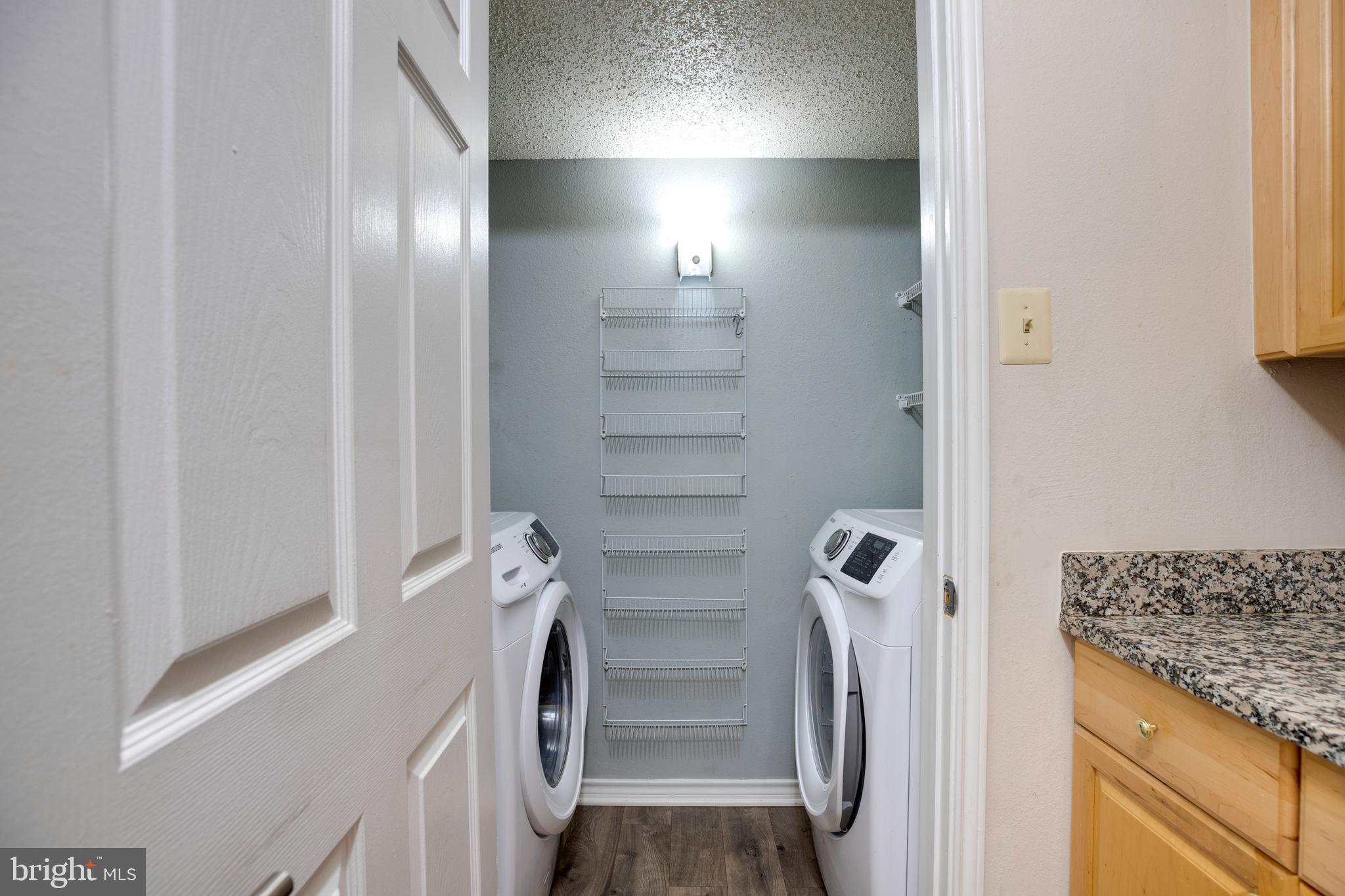 1543 Lincoln Way, Unit 301B McLean, VA 22102 - Photo 14 of 30 a view of walk in closet