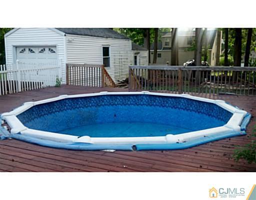 27 Rutgers Avenue Colonia, NJ 07067 - Photo 16 of 19 Gallery Image 16