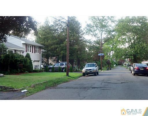 27 Rutgers Avenue Colonia, NJ 07067 - Photo 18 of 19 Gallery Image 18