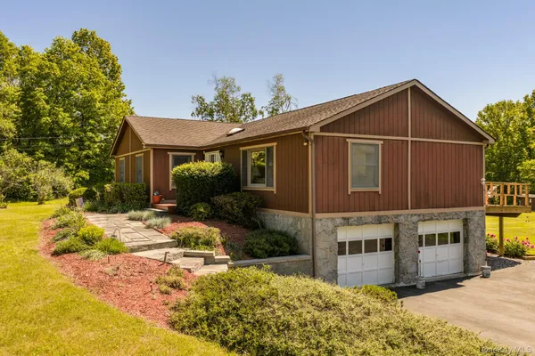 $479,900 | 185 Crawford Street, Pine Bush, NY 12566