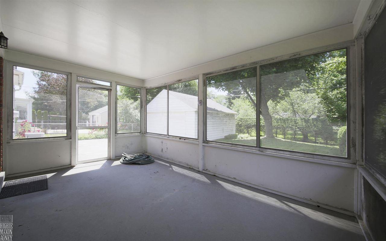 85 Vernier Road Grosse Pointe, MI 48236 - Photo 26 of 31