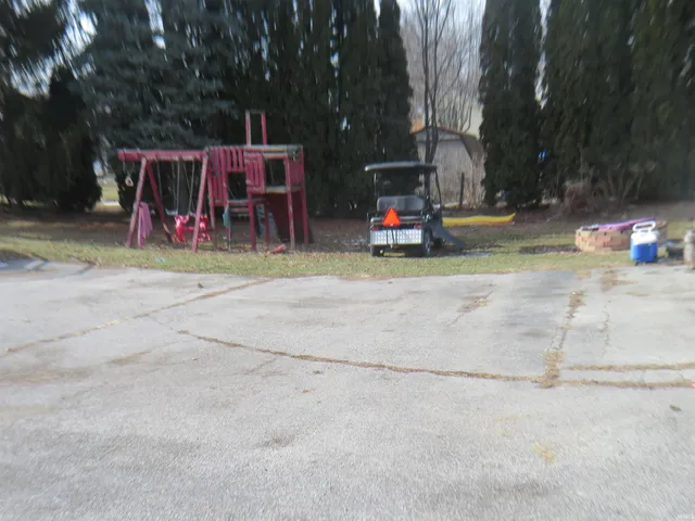 $194,900 | 460 South Elm Street, Bunker Hill, IN 46914