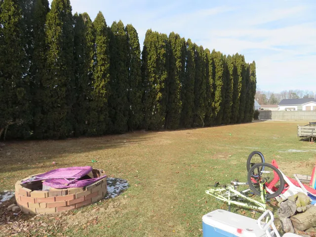 $194,900 | 460 South Elm Street, Bunker Hill, IN 46914