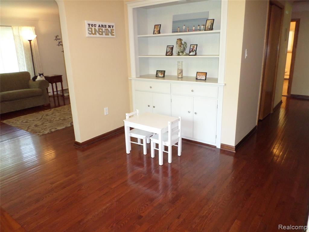 2651 Harrington Road Rochester Hills, MI 48307 - Photo 19 of 40