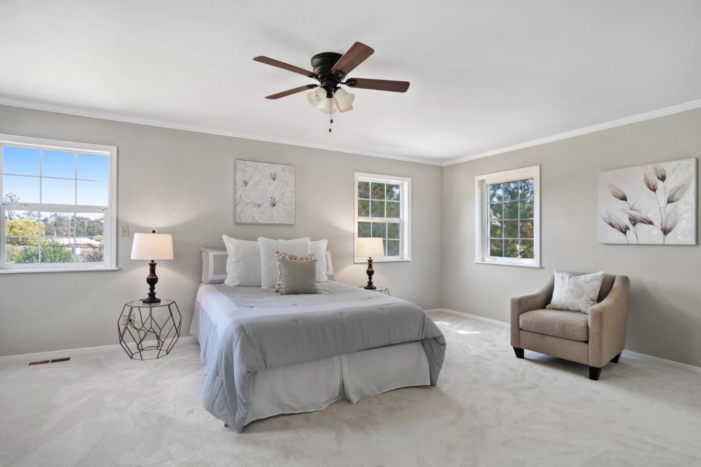376 Ridge Road San Carlos, CA 94070 - Photo 10 of 21 Gallery Image 10