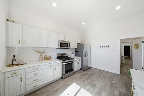 $899,000 | 31 Rio Verde Street, Daly City, CA 94014