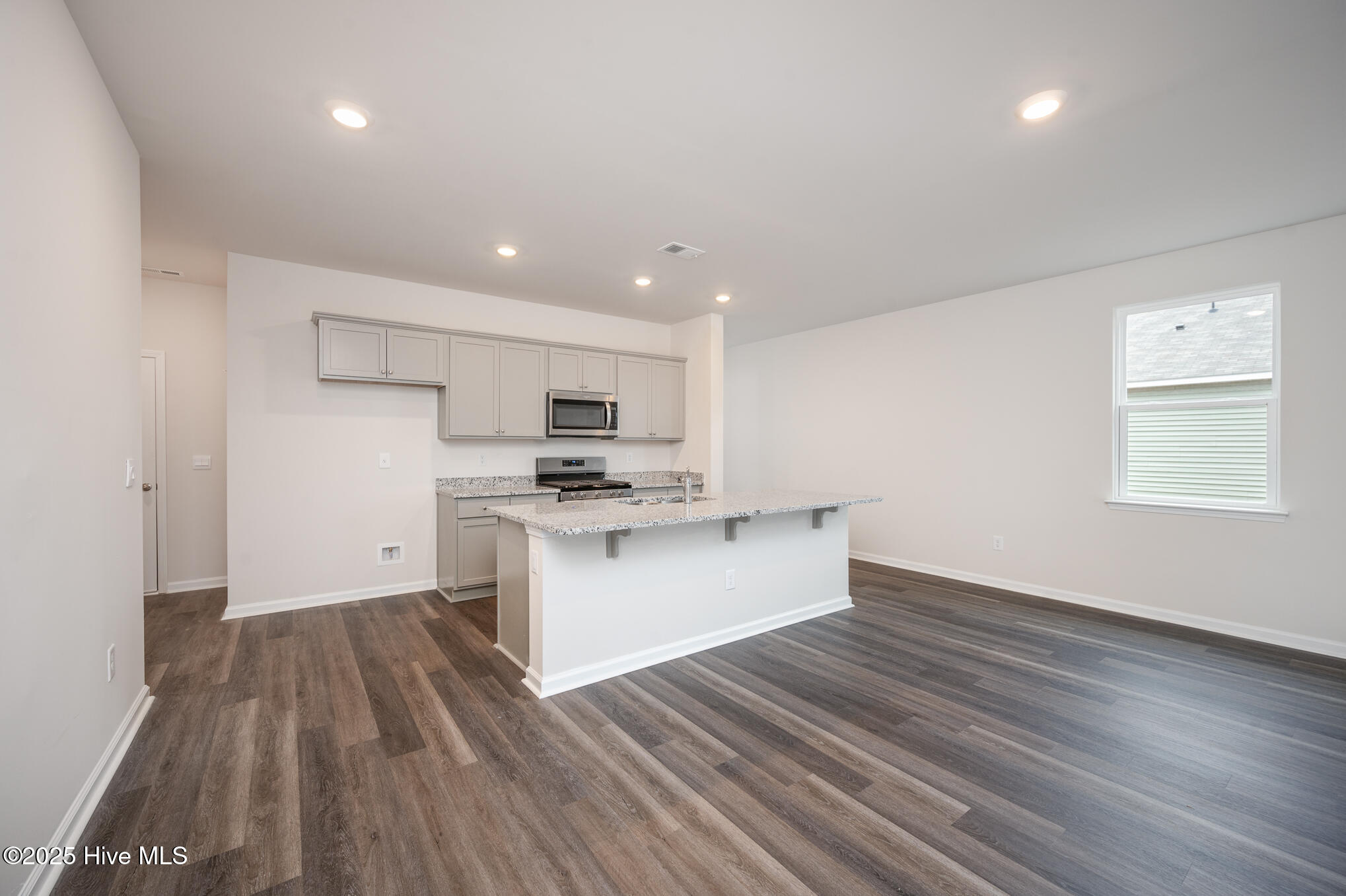 1065 Sandy Heights Loop Leland, NC 28451 - Photo 7 of 41 019_d6b_6996-edit