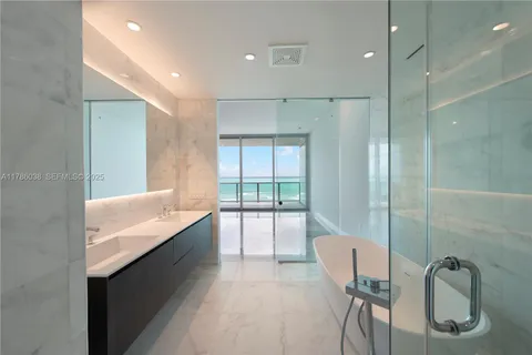 $4,099,000 | 6901 Collins Avenue, Unit 401, Miami Beach, FL 33141