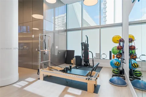 $4,099,000 | 6901 Collins Avenue, Unit 401, Miami Beach, FL 33141