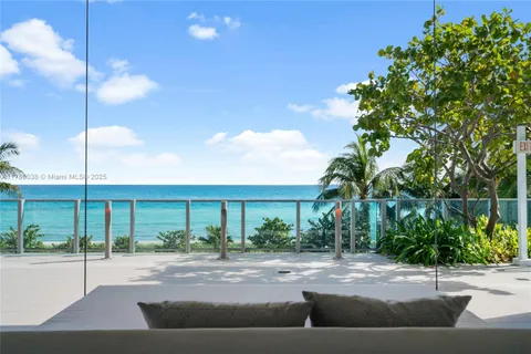 $4,199,000 | 6901 Collins Avenue, Unit 401, Miami Beach, FL 33141