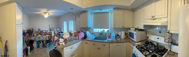 $410,000 | 605 B North Victoria Avenue, Ventnor City, NJ 08406