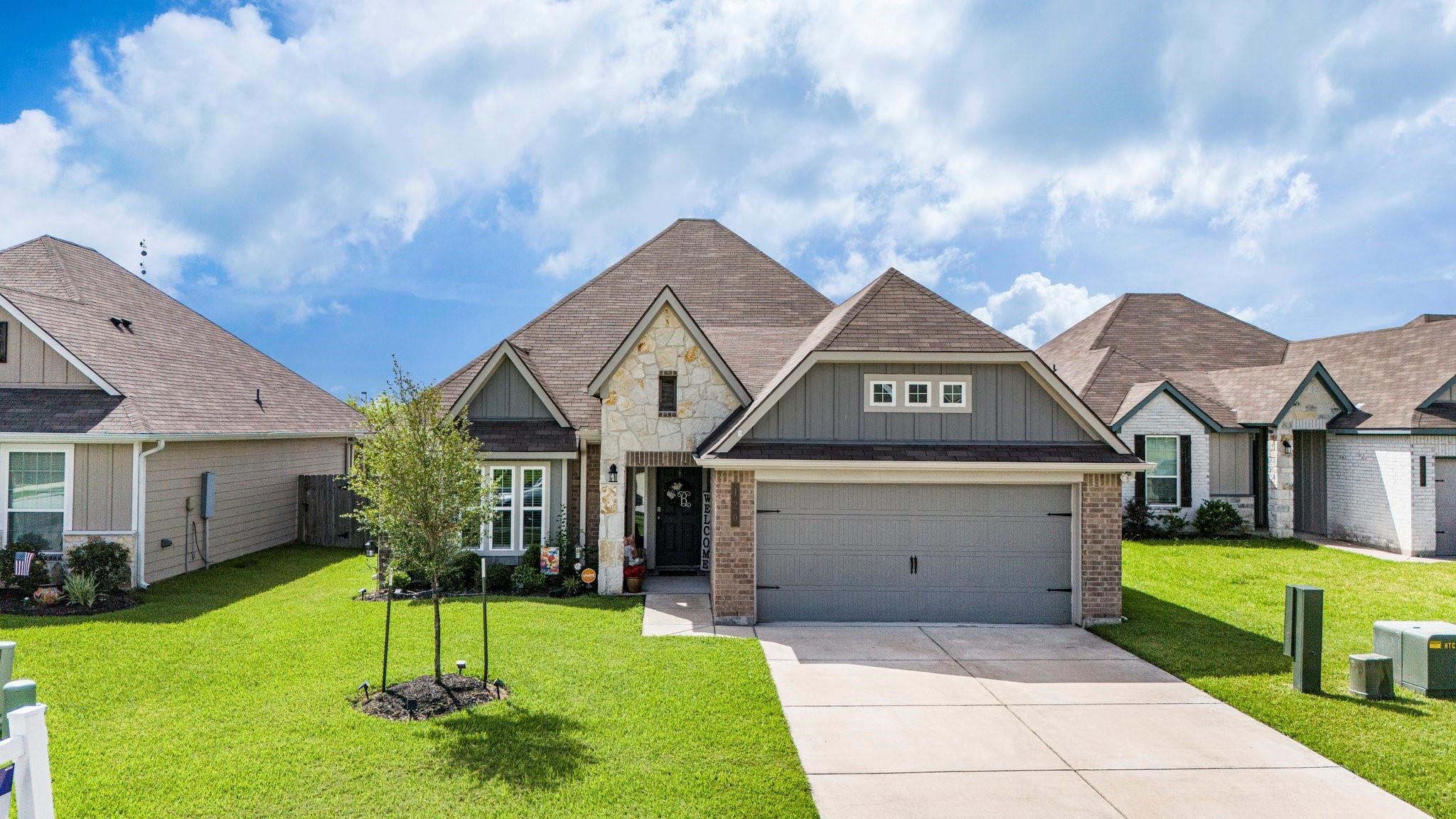120 Colby's Way Montgomery, TX 77356 - Photo 3 of 45 Gallery Image 3