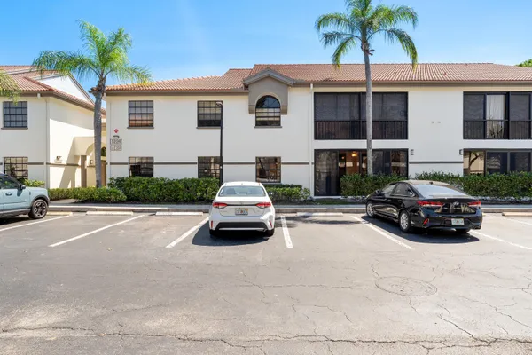 $199,000 | 5226 Europa Drive, Unit G, Boynton Beach, FL 33437