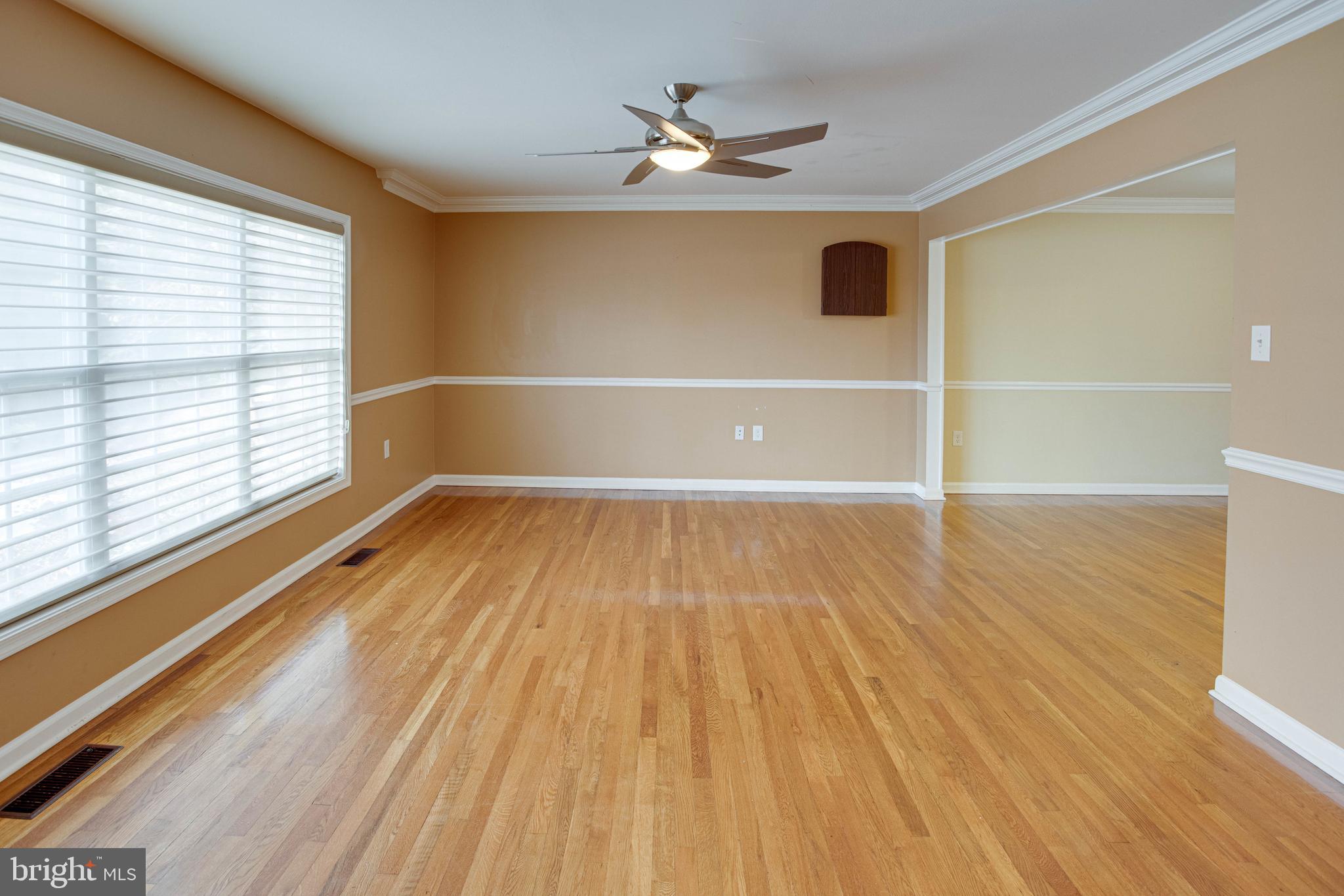 9606 Braddock Road Fairfax, VA 22032 - Photo 4 of 91 Gallery Image 4