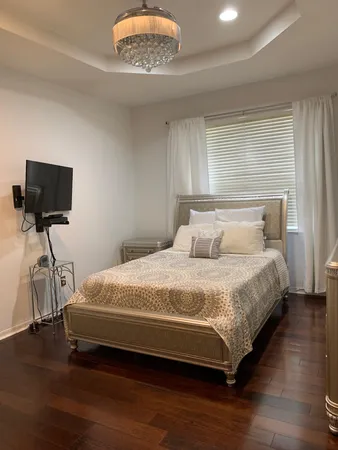 $3,000 | 2146 Man Of War, West Palm Beach, FL 33411