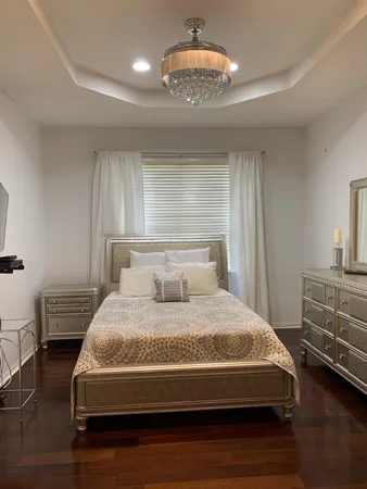 $3,000 | 2146 Man Of War, West Palm Beach, FL 33411