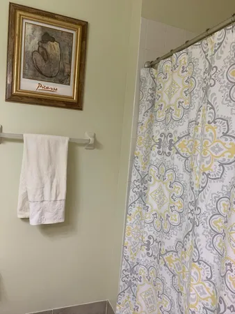 $3,000 | 2146 Man Of War, West Palm Beach, FL 33411