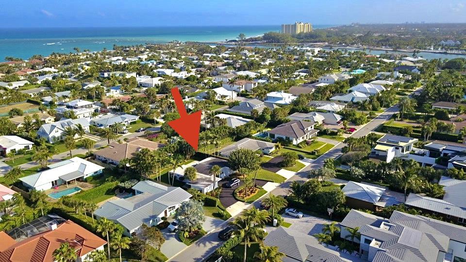 114 Lighthouse Drive Jupiter Inlet Colony, FL 33469 - Photo 33 of 47 114 Lighthouse south arrow