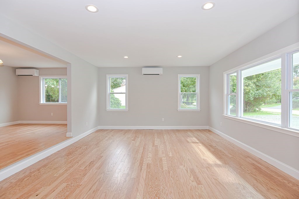 53 Wingate Road Holliston, MA 01746 - Photo 5 of 42 Gallery Image 5