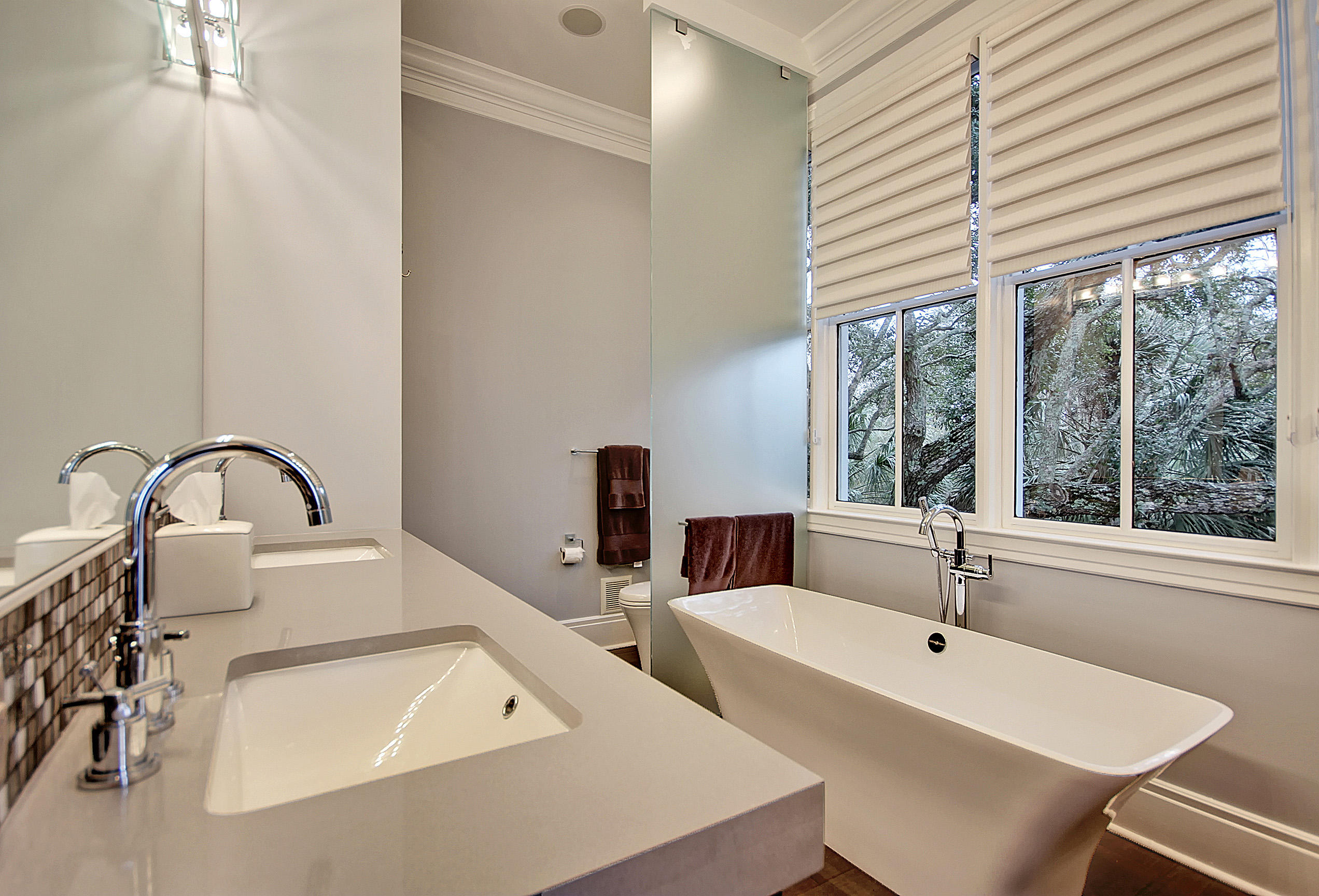 14 Rutledge Avenue Charleston, SC 29401 - Photo 33 of 40 Master Bath