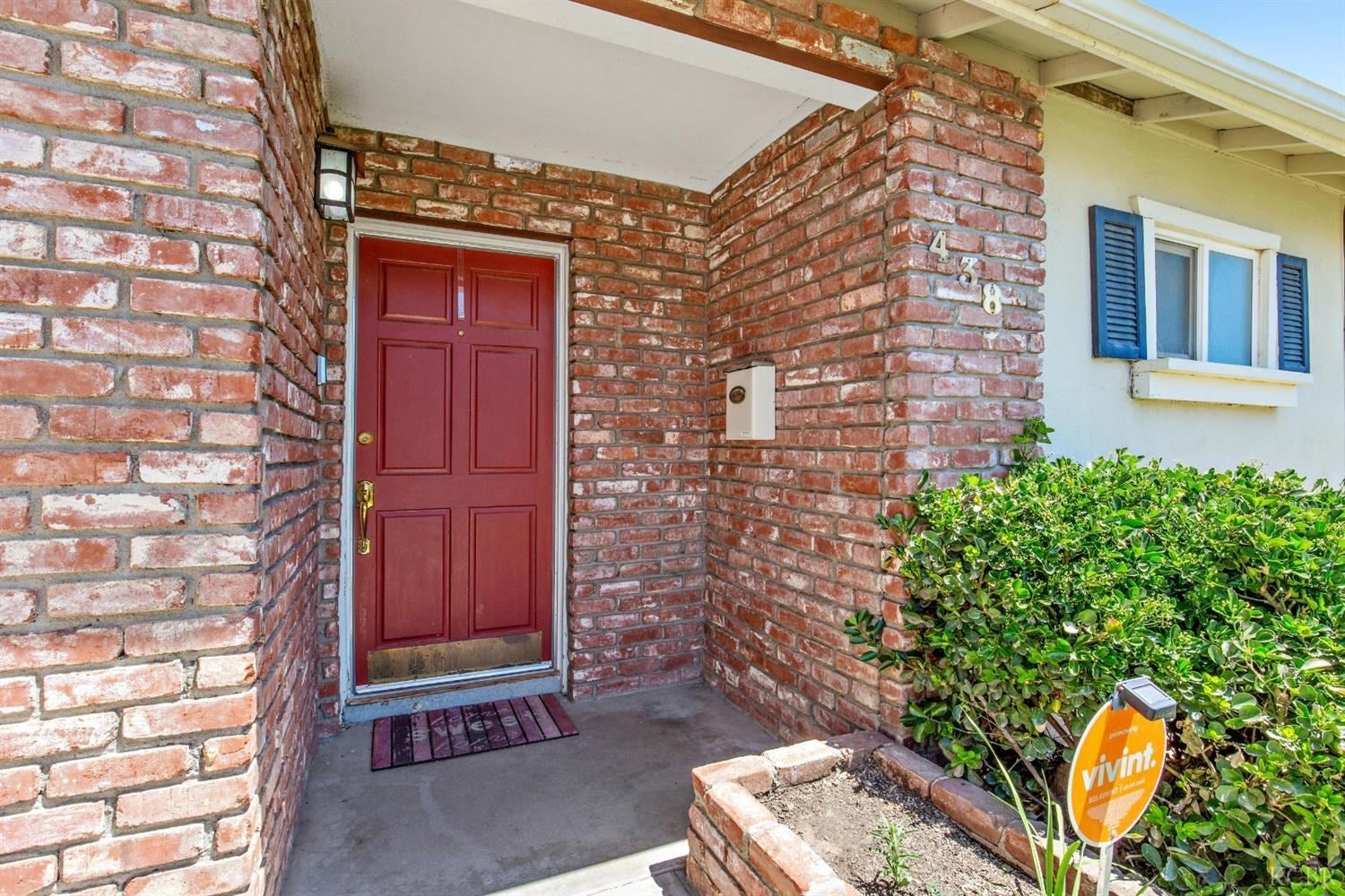 438 West Spring Lane Lemoore, CA 93245 - Photo 3 of 27 Gallery Image 3