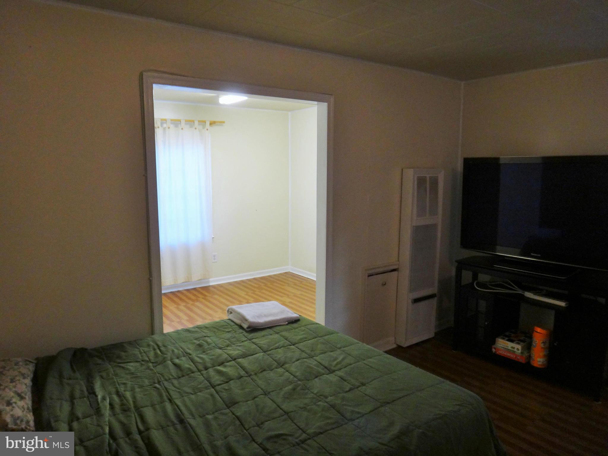119 North Hickory Road Sterling, VA 20164 - Photo 10 of 21 Bedroom (Master)