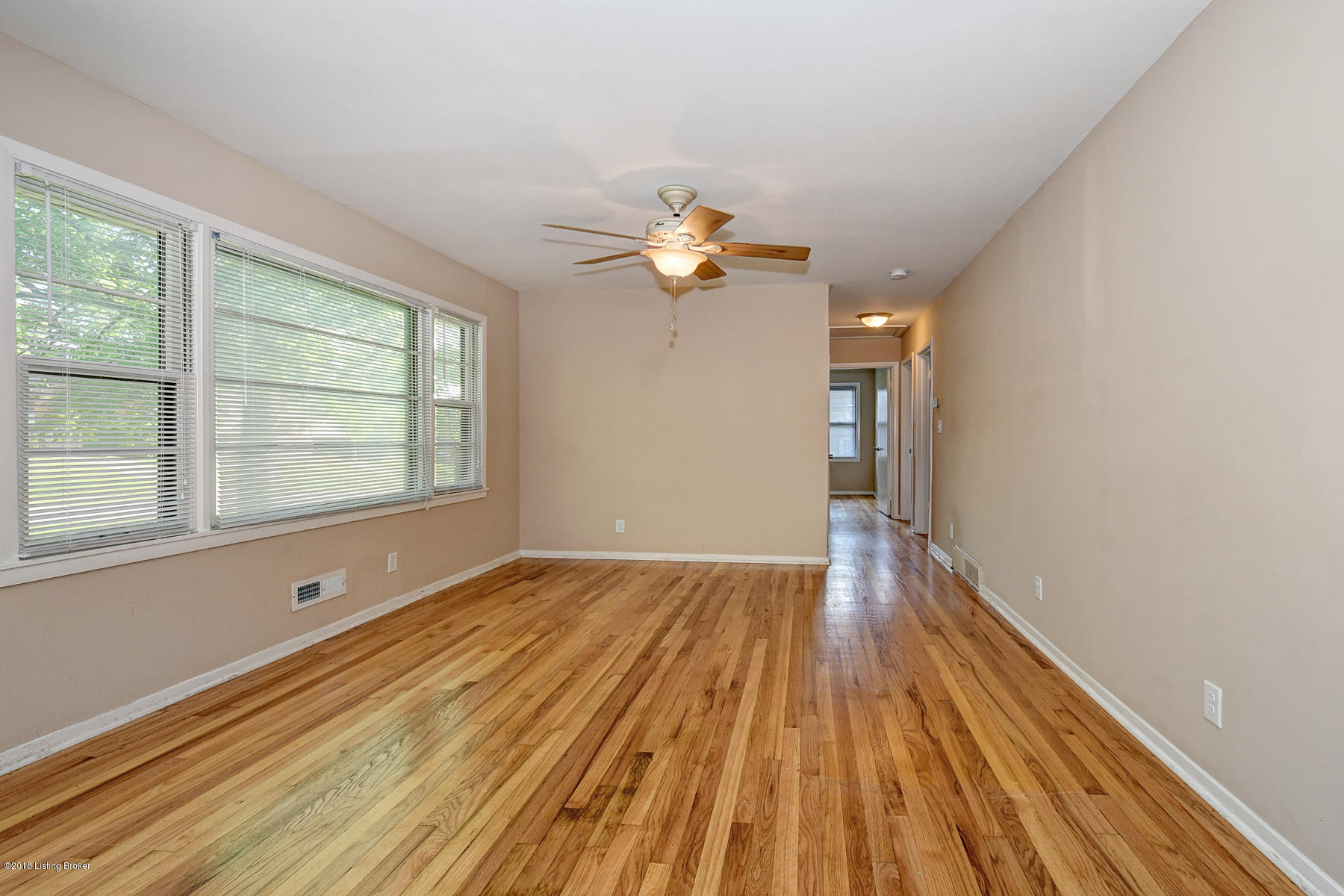 12312 Hardwick Road Louisville, KY 40243 - Photo 4 of 20 Hardwick by C W Davis 0005