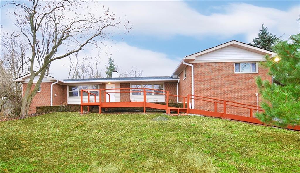 4536 Dickson Road Indianapolis, IN 46226 - Photo 1 of 37 Gallery Image 1