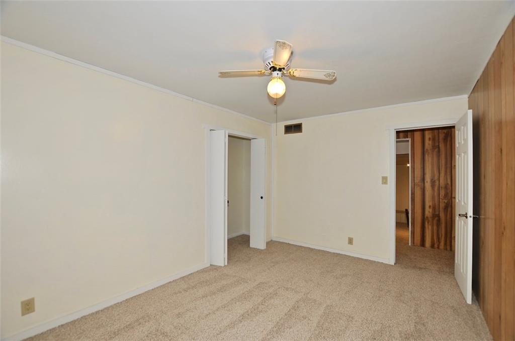 4536 Dickson Road Indianapolis, IN 46226 - Photo 11 of 37 Gallery Image 11