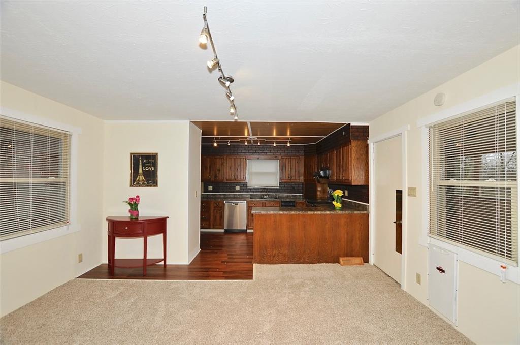 4536 Dickson Road Indianapolis, IN 46226 - Photo 16 of 37 Gallery Image 16