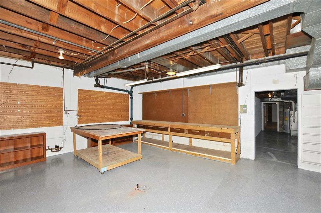 4536 Dickson Road Indianapolis, IN 46226 - Photo 26 of 37 Gallery Image 26