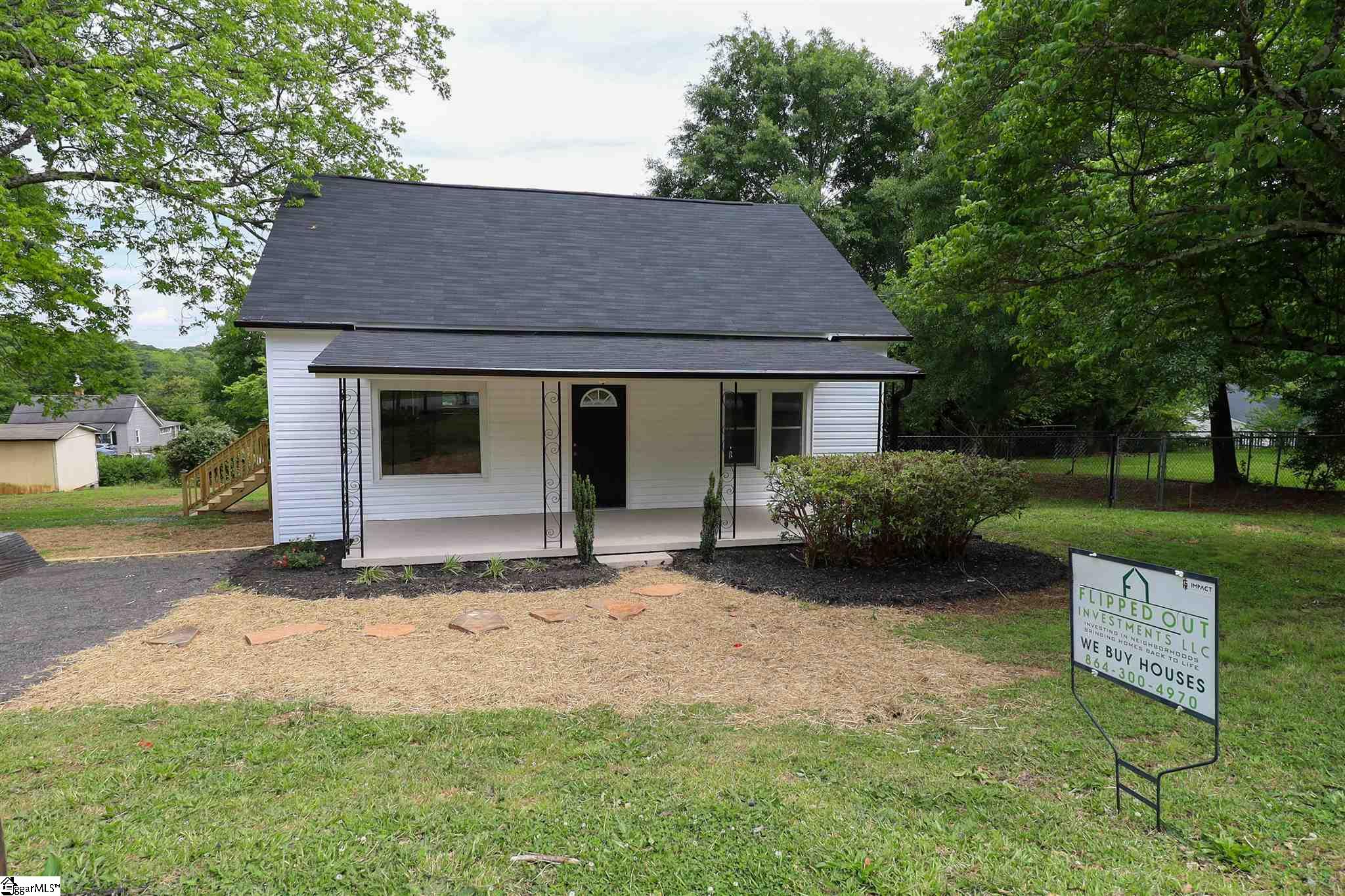 104 Garrison Street Easley, SC 29640 - Photo 3 of 35 Gallery Image 3