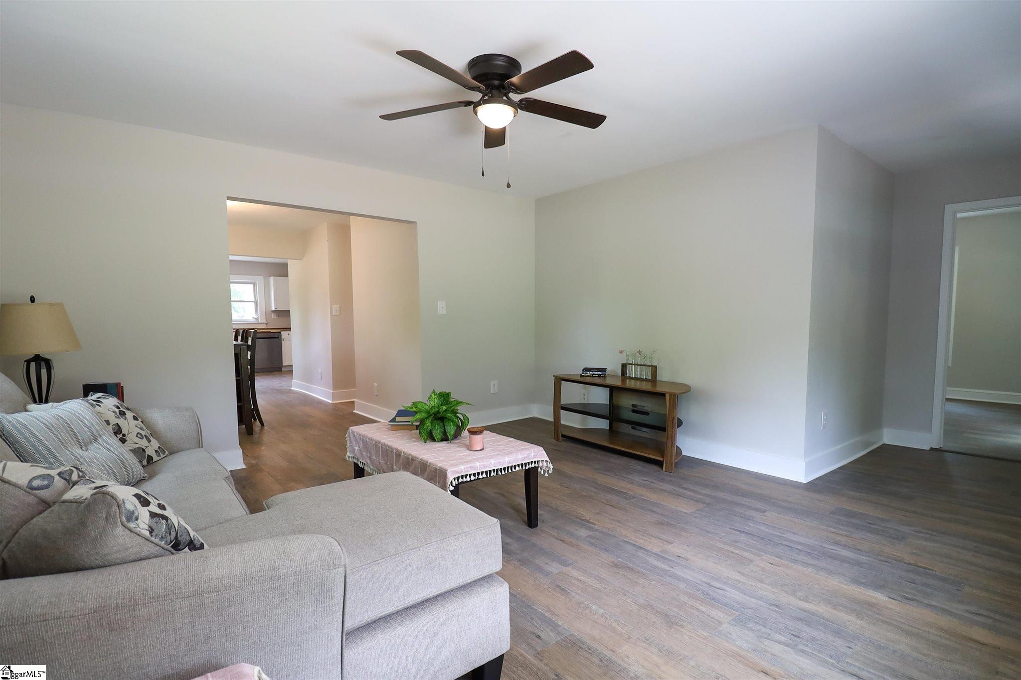 104 Garrison Street Easley, SC 29640 - Photo 7 of 35 Gallery Image 7