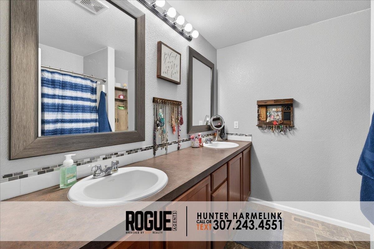 1302 Red Tail Street Casper, WY 82601 - Photo 12 of 37