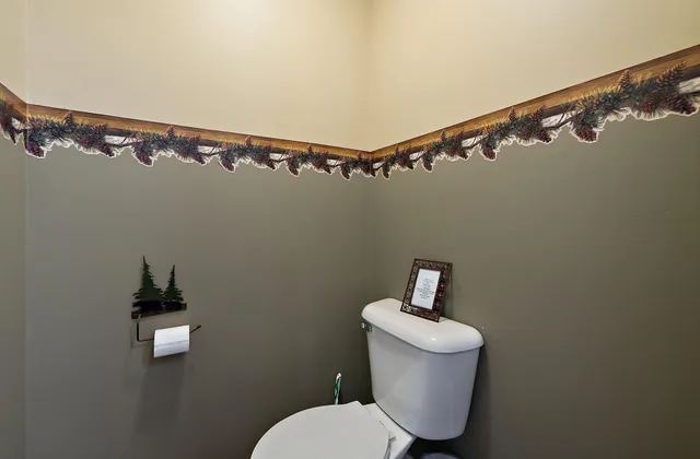 $825,000 | 3974 West Pioneer Road, Duluth, MN 55803