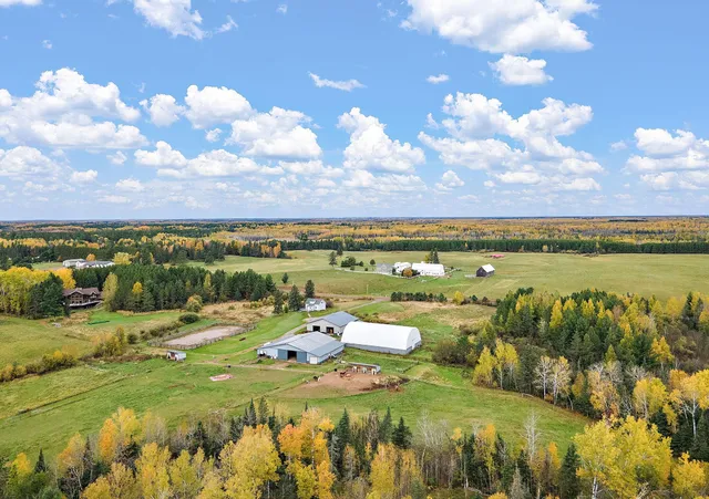 $825,000 | 3974 West Pioneer Road, Duluth, MN 55803