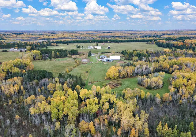 $825,000 | 3974 West Pioneer Road, Duluth, MN 55803