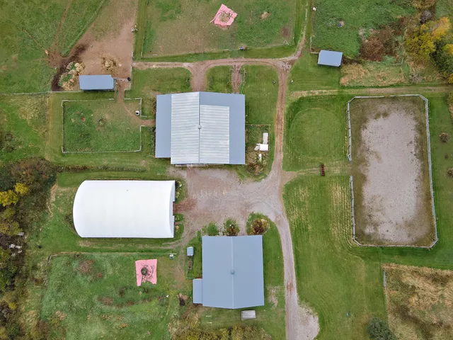 $825,000 | 3974 West Pioneer Road, Duluth, MN 55803