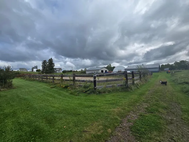 $825,000 | 3974 West Pioneer Road, Duluth, MN 55803