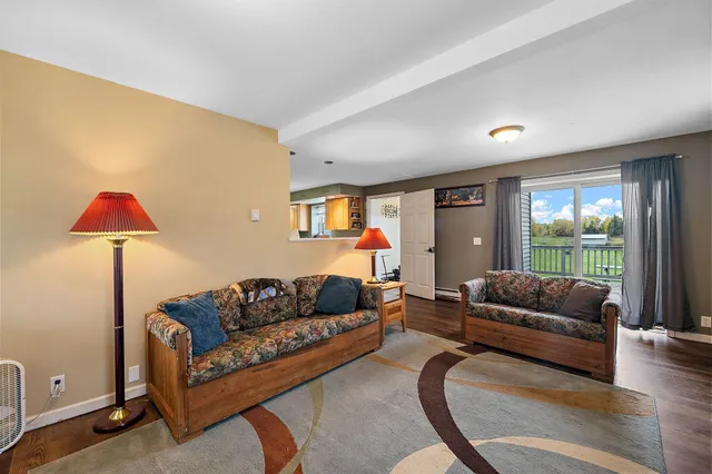 $825,000 | 3974 West Pioneer Road, Duluth, MN 55803