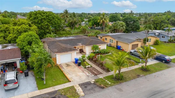 $515,900 | 970 Southwest 67th Avenue, North Lauderdale, FL 33068